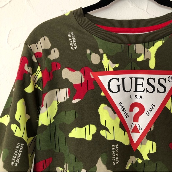 Guess pullover sweater| Camo Print Sweater| Size 18 Large - Picture 5 of 7